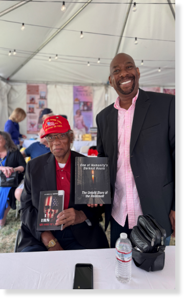 festivalofbooks photo4 - Media